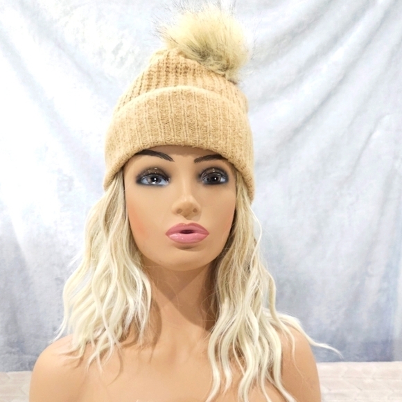 Detachable or Interchangeable Two Pom Beanie Cuffed Winter Knit Hat in Tan NWT - Picture 3 of 7